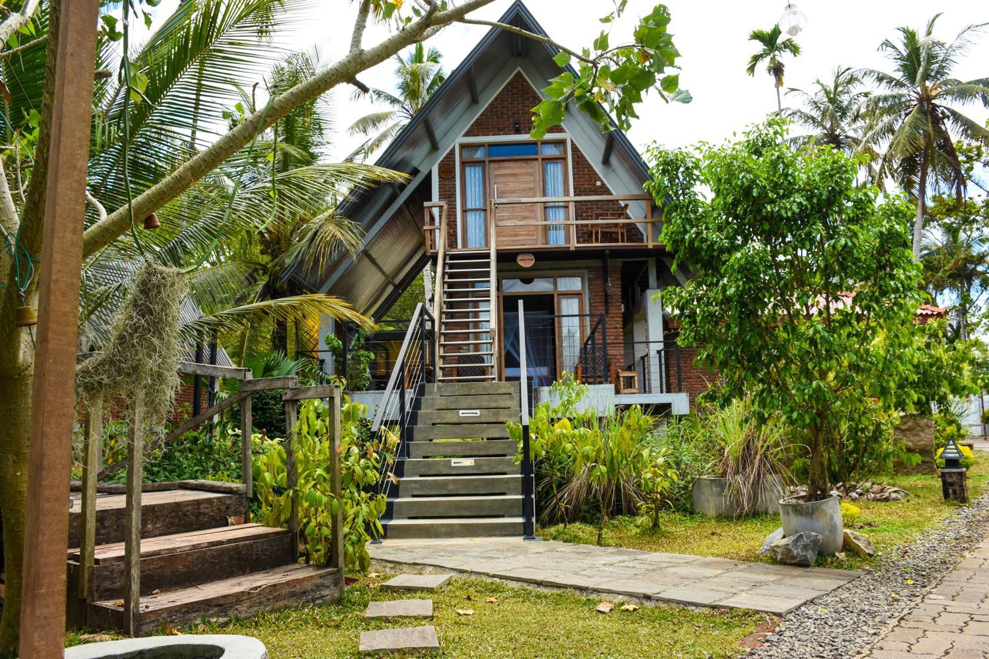 Steps Garden Resort Негомбо Экстерьер фото