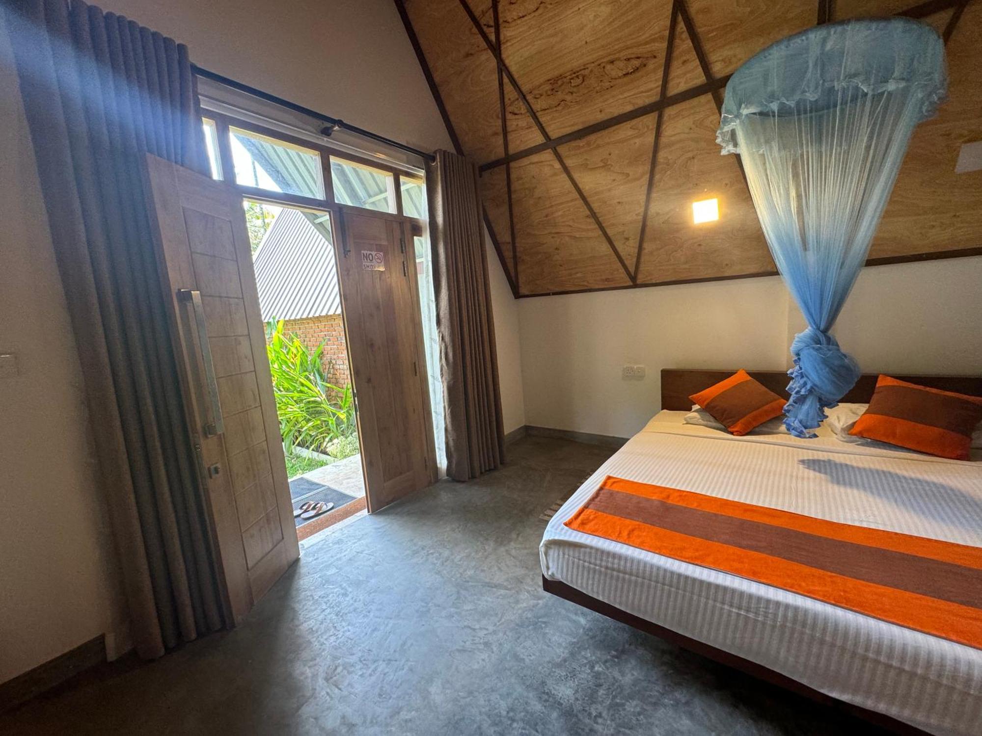 Steps Garden Resort Негомбо Экстерьер фото