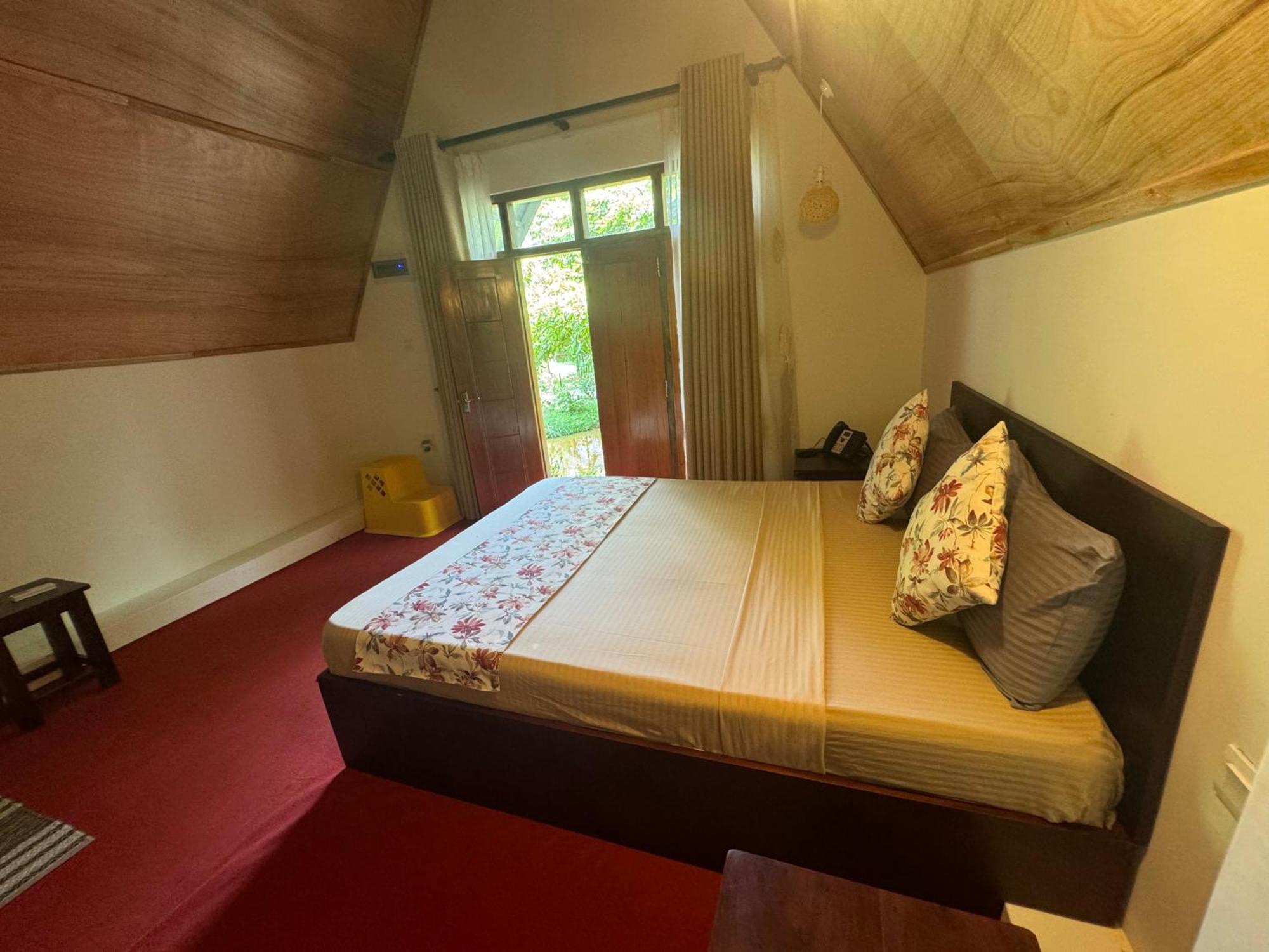 Steps Garden Resort Негомбо Экстерьер фото