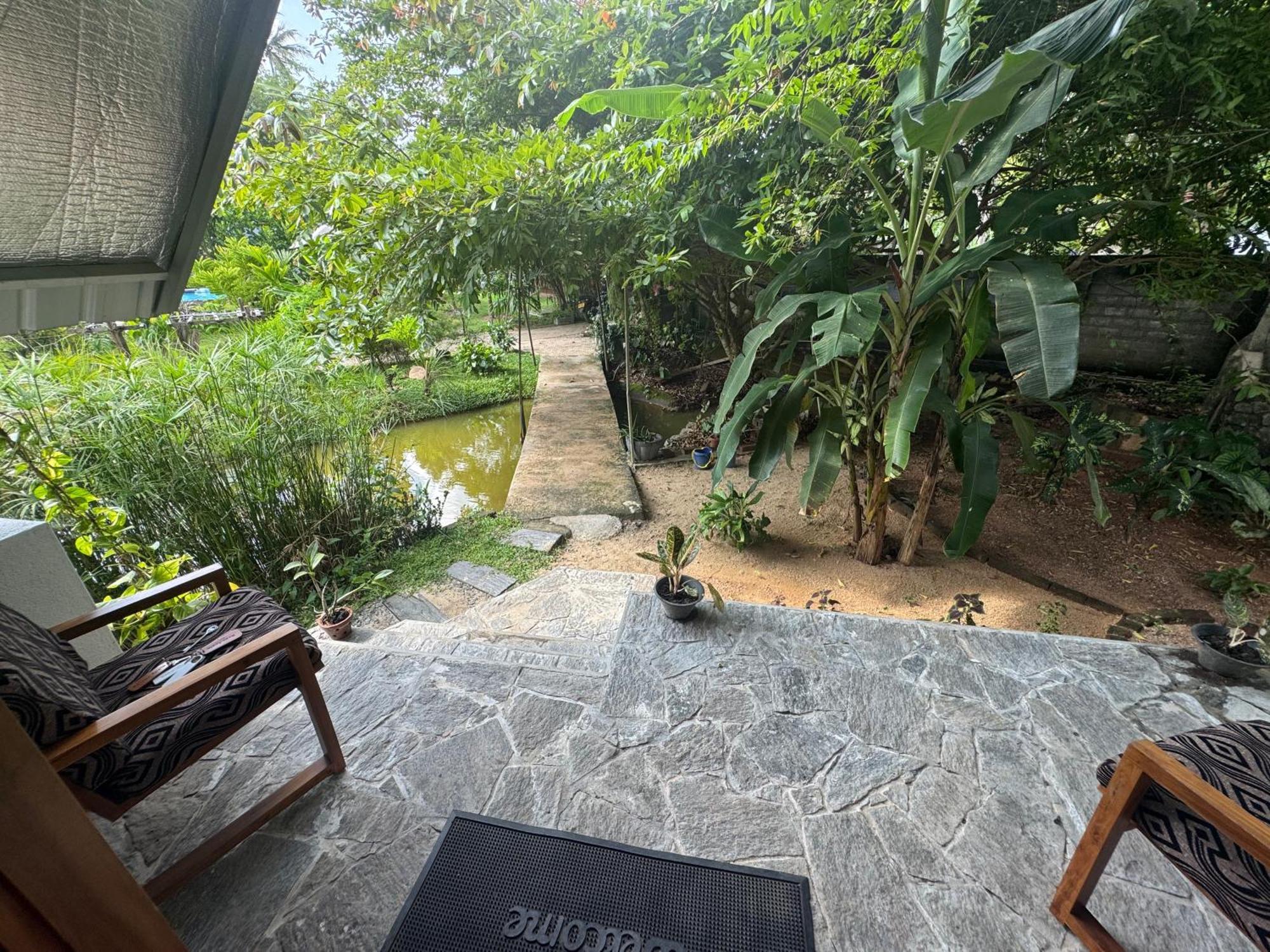 Steps Garden Resort Негомбо Экстерьер фото