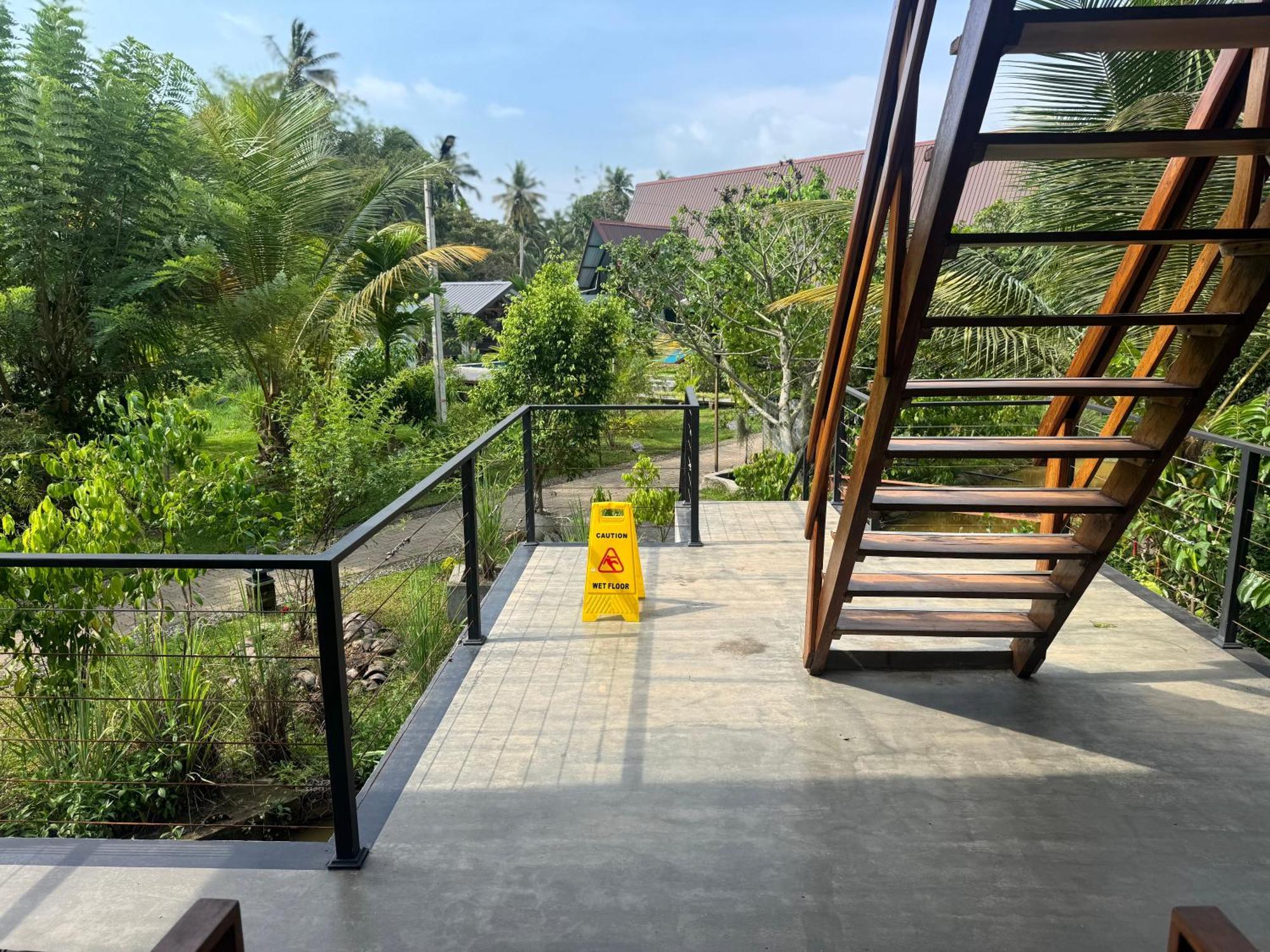 Steps Garden Resort Негомбо Экстерьер фото
