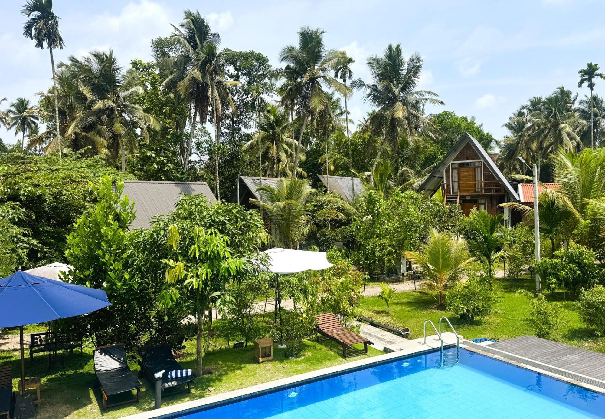 Steps Garden Resort Негомбо Экстерьер фото